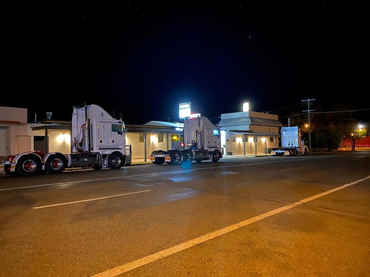 Ben Hall Motor Inn Forbes Exterior photo